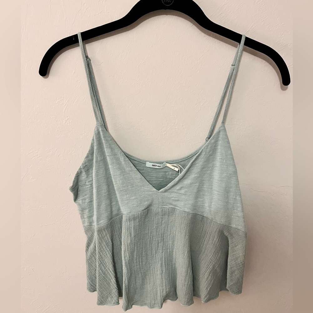 Urban Outfitters crop tank S